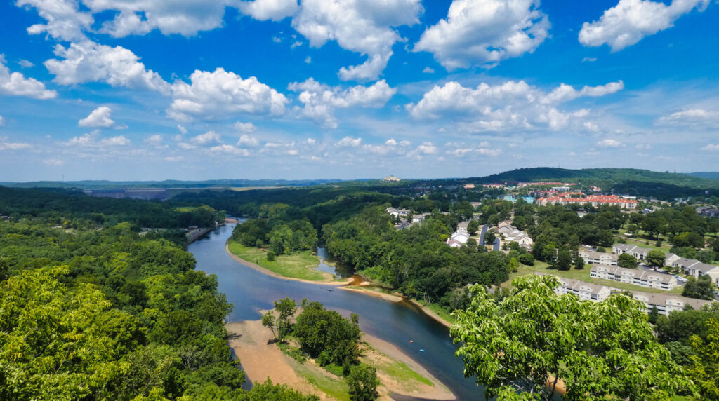 Affordable Family Vacation Ideas - Branson, Missouri